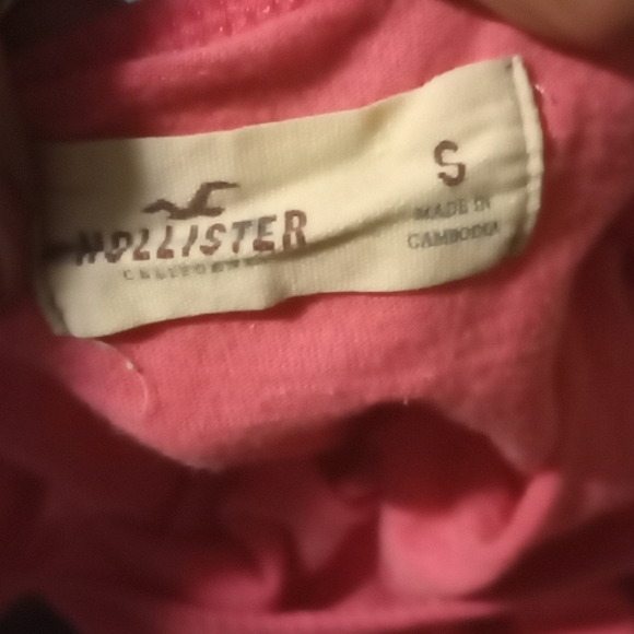 Hollister TankTop‎ - Picture 3 of 3